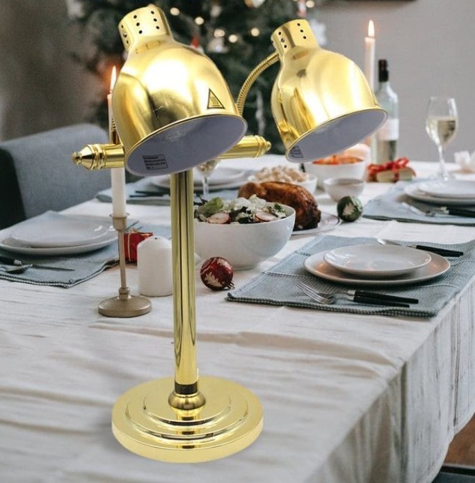 Ánh sáng từ đèn hâm buffet tạo lượng nhiệt vừa phải.